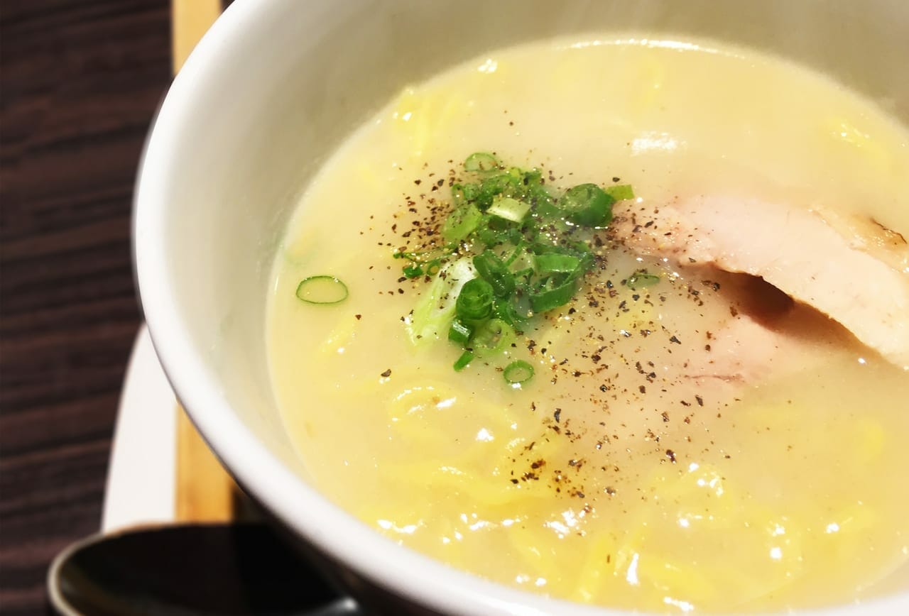 鶏白湯ラーメン　イメージ