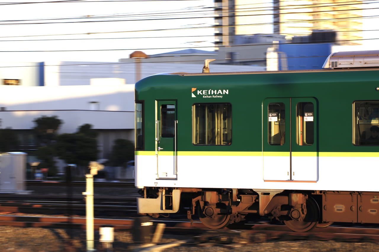 京阪電車　人身事故