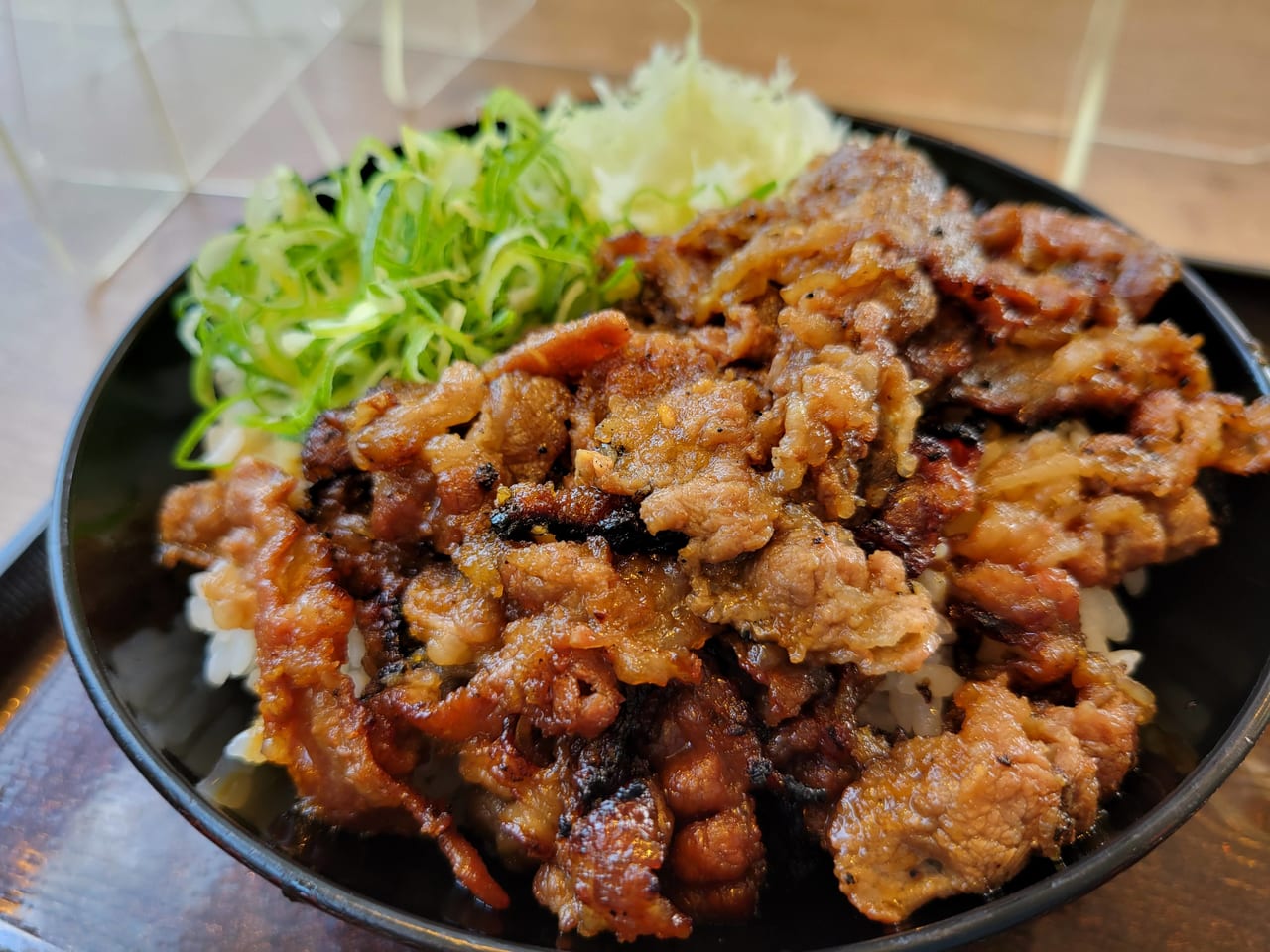 枚方市】カルビ丼とスン豆腐専門店 韓丼の「カルビ丼」が安くて