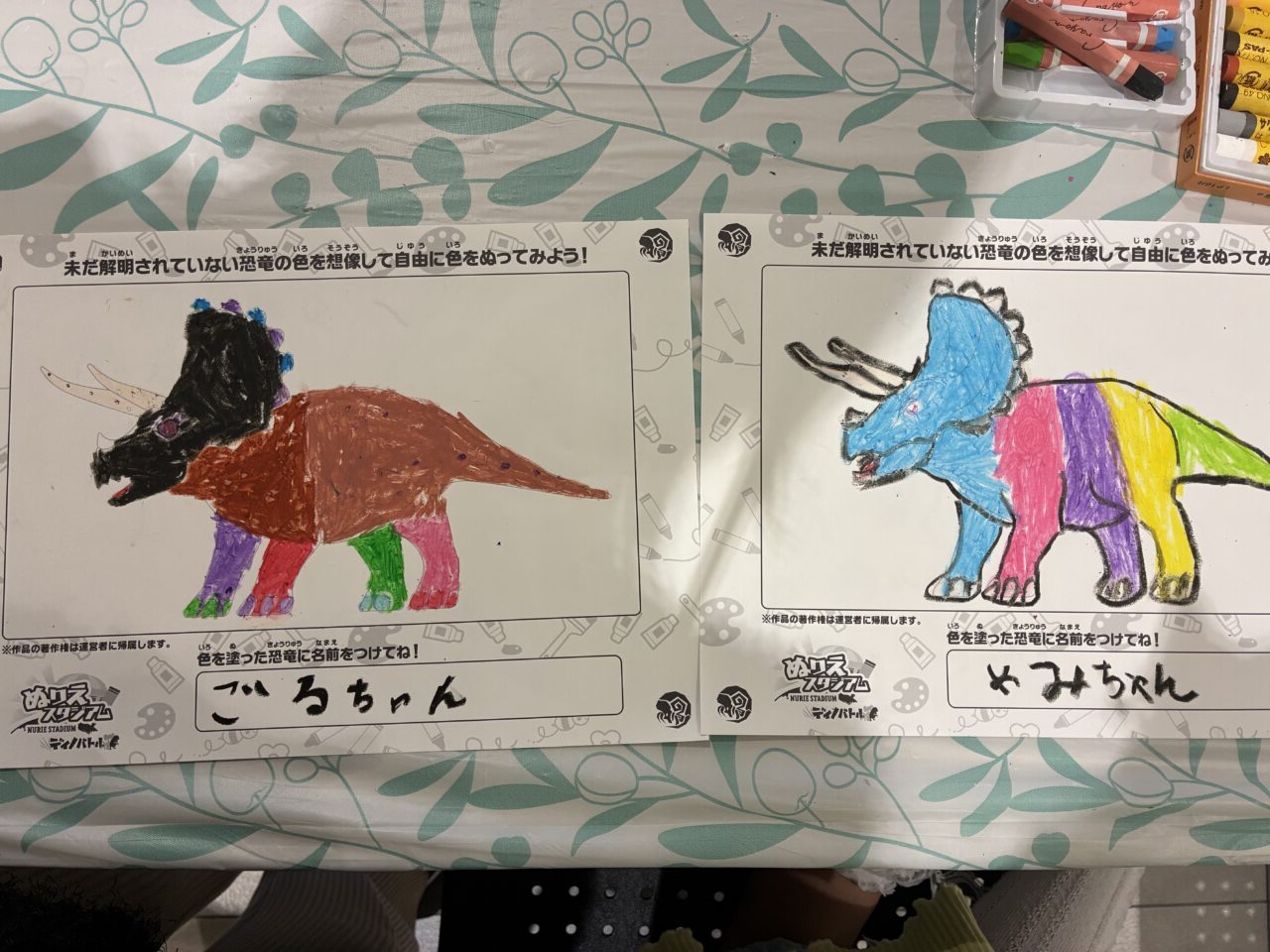 くずはモールでぬりえスタジアム